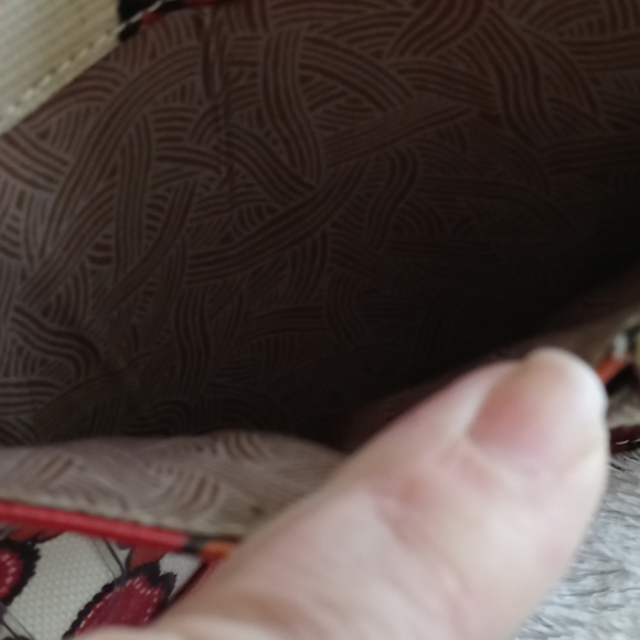 ✳️3/$20✳️ Saks Mini Wristlet Wallet - Picture 7 of 11